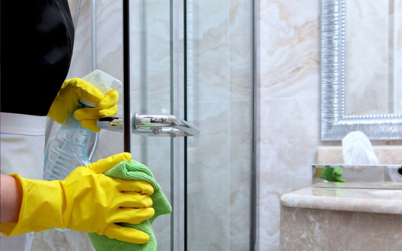 Glass Shower Door Cleaning Tips and Tricks Bring It On Cleaner