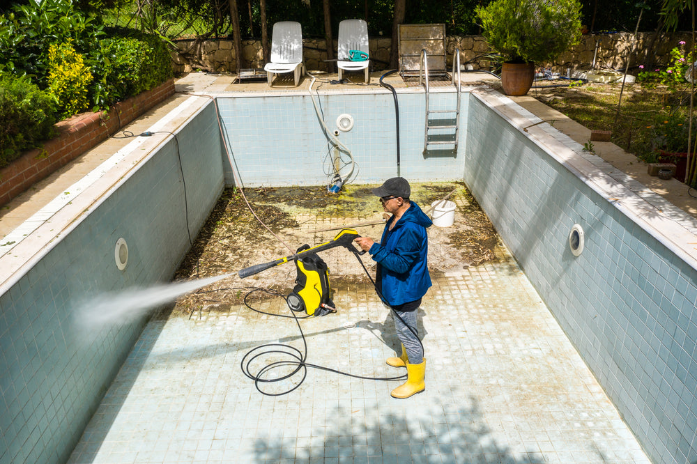 How to Clean Pool Tile
