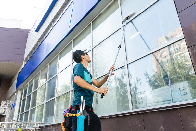 Techniques for Cleaning Exterior Windows Effectively