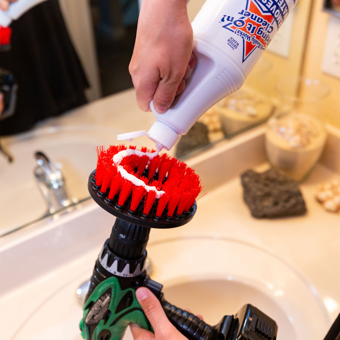 Shower Door Cleaner